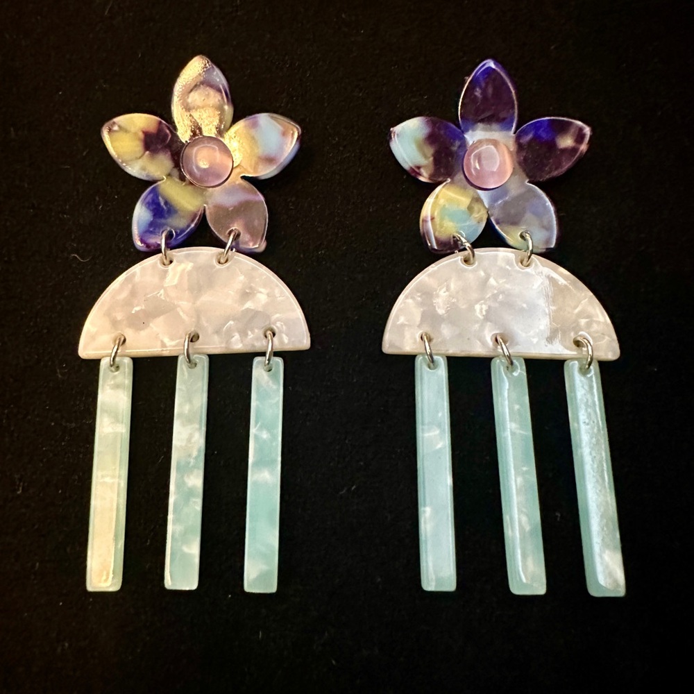 Floral Dangle Earrings